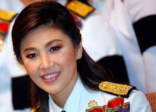 英拉逃亡路上的资金从何而来?在李嘉诚的企业当董事长