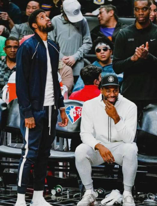 湖人与快船争夺核心球员,乔治与哈登不接受顶薪,湖人考虑提高报价