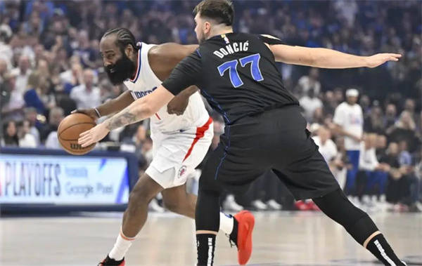 23岁输给詹姆斯,28岁输给库里,35岁输给东契奇_哈登_季后赛_快船