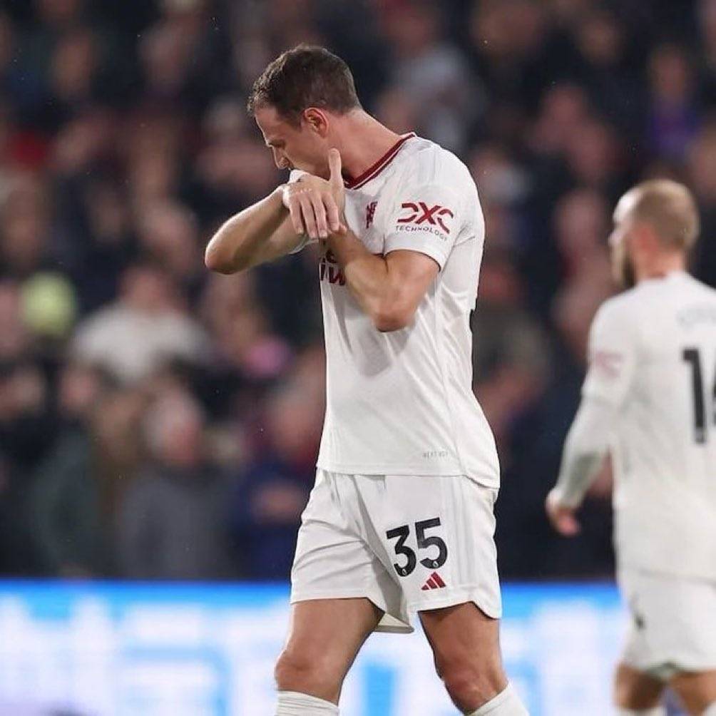 曝滕哈格强求曼联老将带伤上阵,创50年最差防守!拜仁已放弃邀请