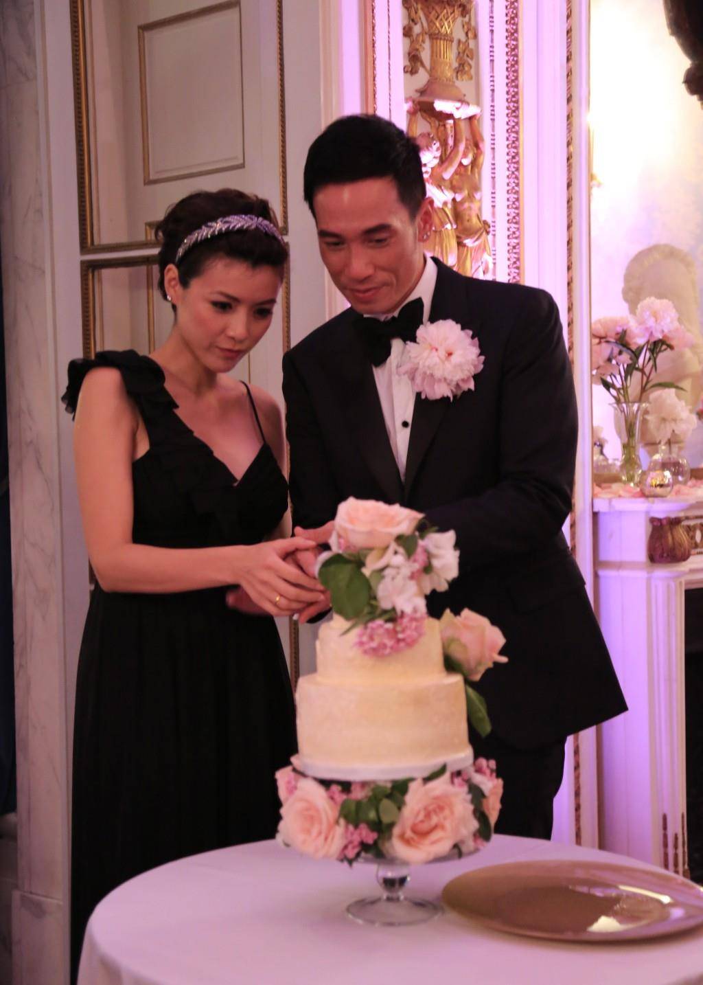 他是tvb视帝有生意头脑,逆市开6家门店,煮咖啡给老婆前女友走宝