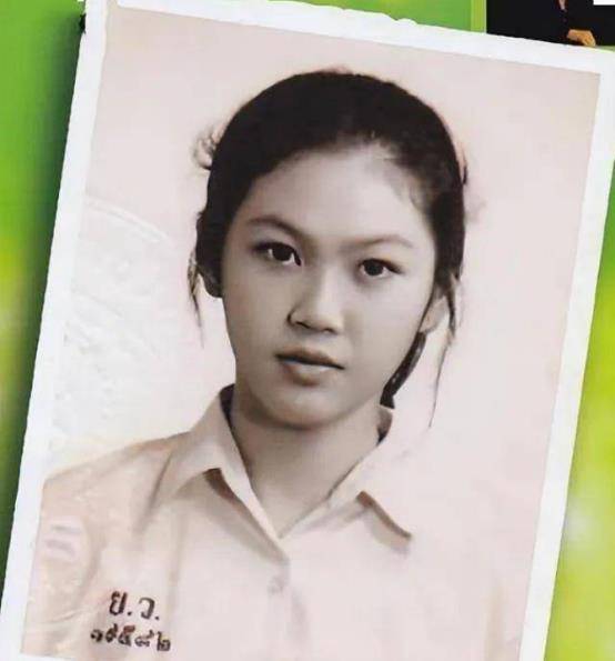 55岁英拉魅力十足:曾让奥巴马移不开眼,普京失神,男友爱她26年_家族