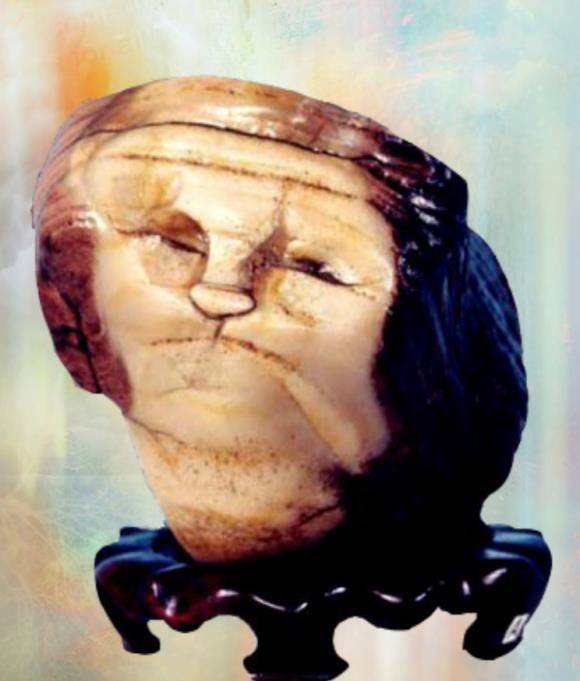 97年宁夏小伙花150元买石头遭家人抱怨,4年后专家鉴定:值9600万_奇石