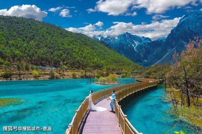 古城 洋人街 大理洱海(乘越野吉普车游大理洱海) 游船游大理洱海 罗荃