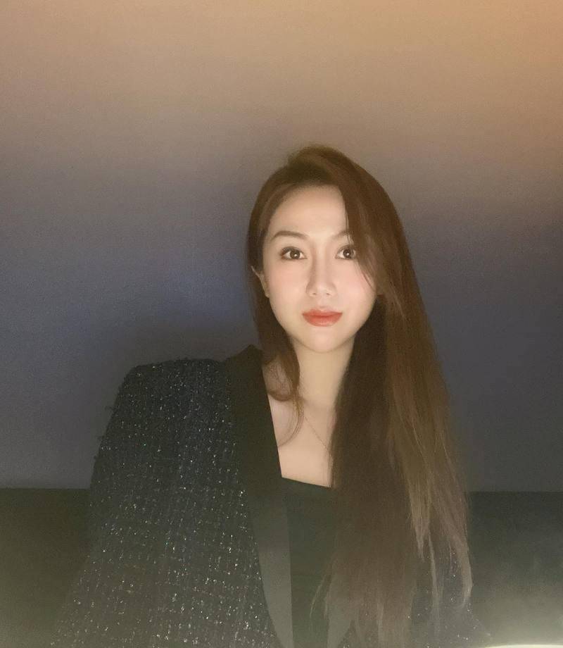 汪峰现任陈露和章子怡谁更漂亮?网友:比章子怡温柔,但没她漂亮