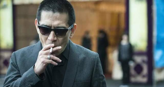 灭张子强威风,送崩牙驹人情,为白小航揍向华胜_兄弟_叶继欢_陈志浩