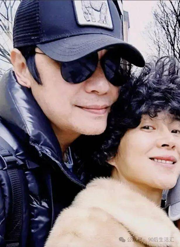 在这个过程中,罗嘉良和苏岩都非常注重保护女儿的隐私和安全.