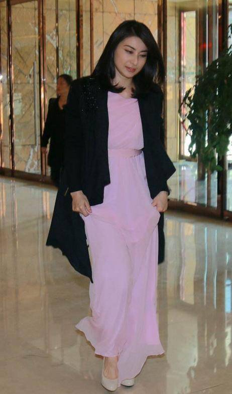 看完她和女星们的合照,你就知道了_章子怡_巩俐_豪门