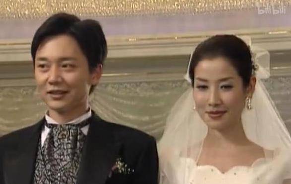 演员刘奕君:净身出户后独自抚养儿子,二婚娶女强人终获幸福_吕梓媛