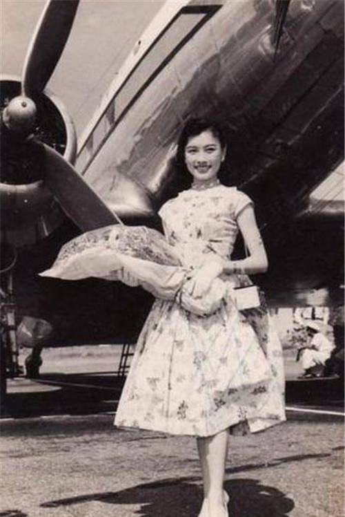 她是上海滩绝色美女,容貌不输陆小曼,却甘愿嫁给穷小子当少奶奶_唐瑛