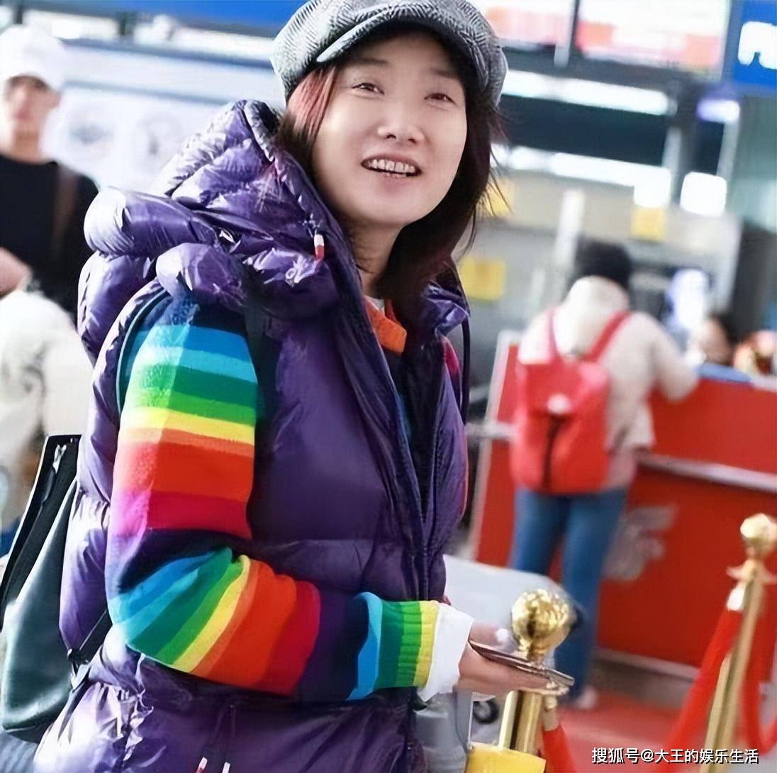 凤凰传奇:曾毅结婚前的那个夜晚,31岁的玲花哭的泪流满面