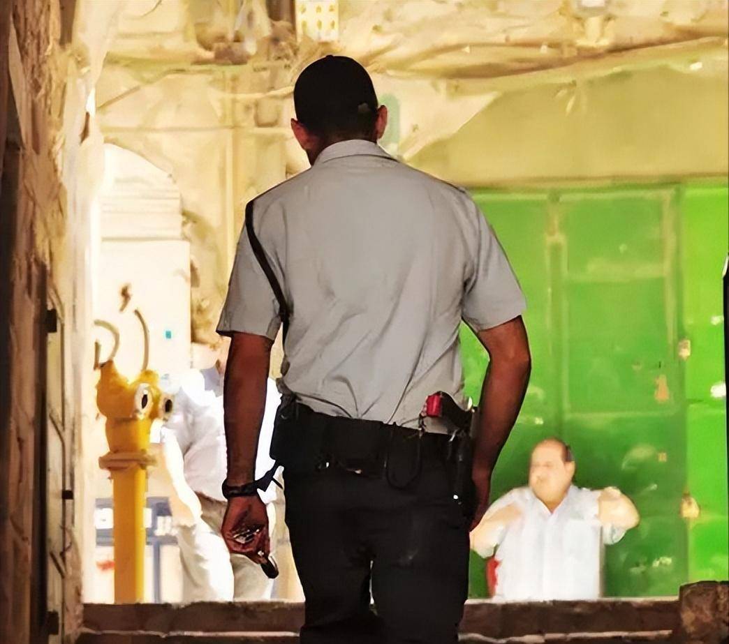 以色列监狱丑闻:恶心长官"拉皮条",女狱警成交换情报"筹码"