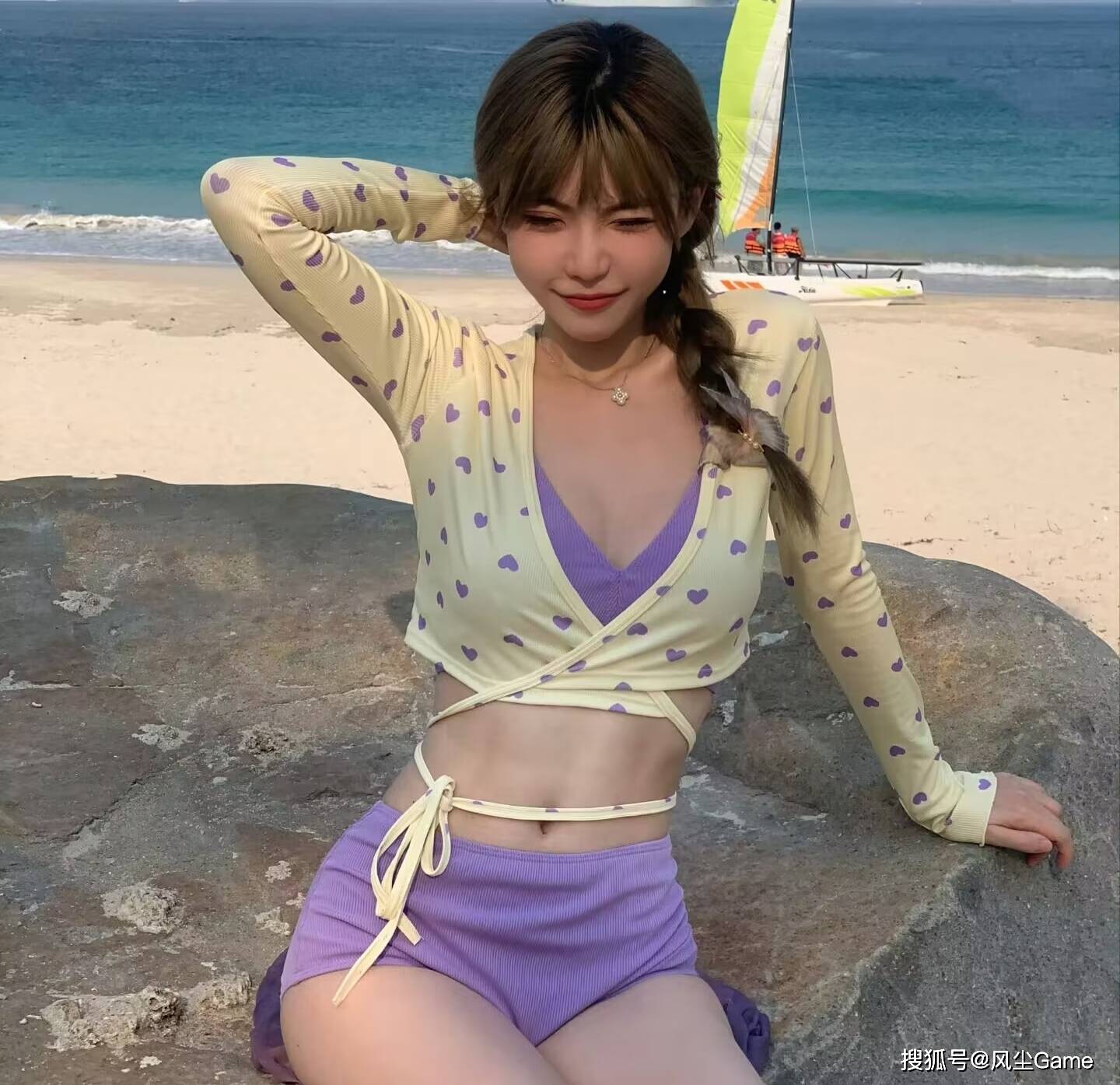 周淑怡晒紫色韵味泳装!uzi请冠军教练指导,xiye红温怒喷打野