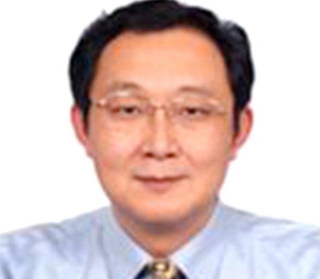 2014年山东女婴体内"长"16根钢钉,曾拔4根,报警4天后舅妈服毒自杀