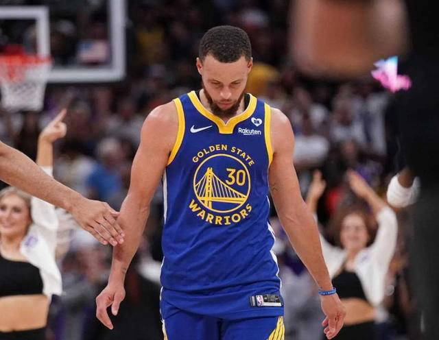 库里的2022年总冠军及fmvp:历史地位的巨大提升_篮球_认可_球星