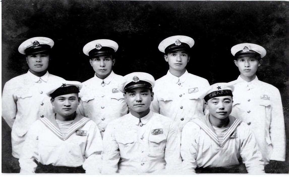 海军张逸民晚年图片