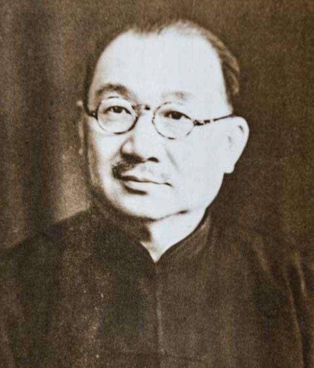 孔令伟:扮男装一生潇洒,晚年却因执拗医死自己,宋美龄亲自送葬