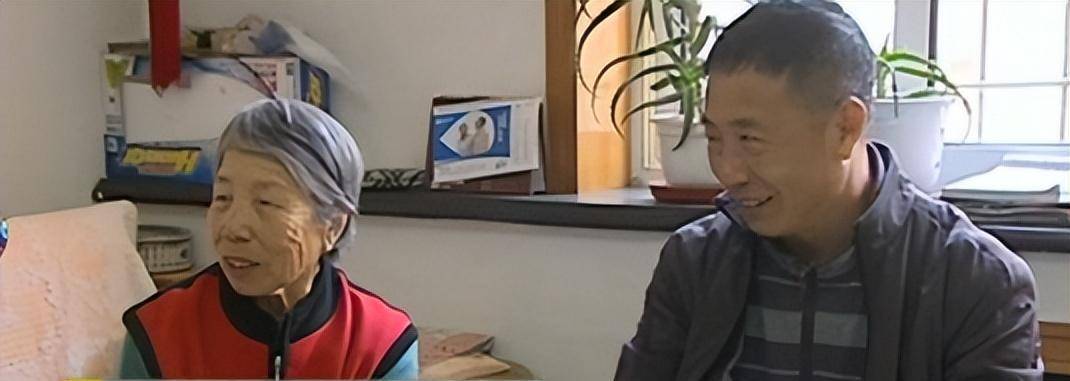 李柏林心想自己将海参苗投入海底都已经过去快四年了.