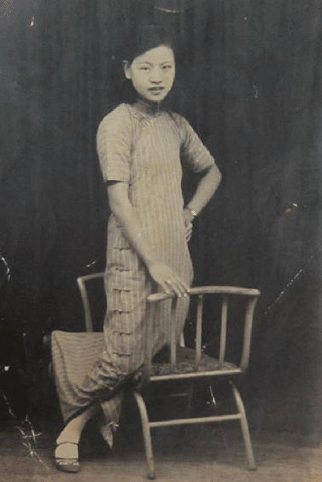 俞蓉儿:丈夫痴情戏子,后又抛妻入佛门,晚年离世丈夫仅一声叹息_李叔同