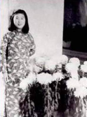 李玉琴六次探监溥仪:赠相片,特批住一起谈感情,离婚后见面被拒