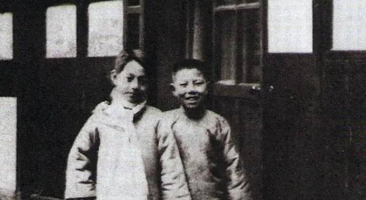 黄逸_张廷重_母亲