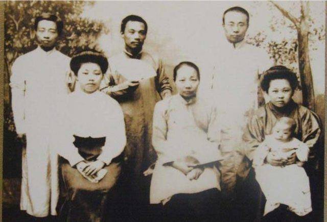 揭秘:鲁迅被冤枉偷看自己弟媳洗澡,真实情况让人愤怒_家庭_作人_先生