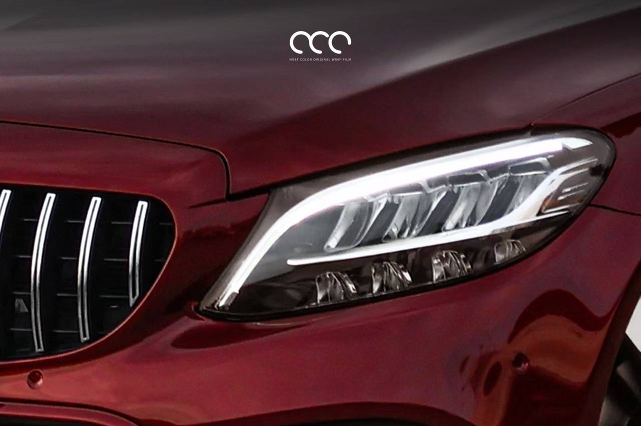 泰国案例-奔驰c220d漫彩液态金属龙血红改色膜,热情,活力,魅力