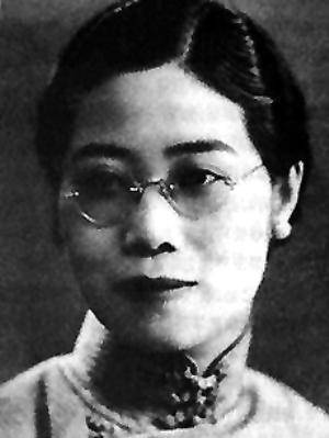 毛彦文:遭遇2位负心男,嫁给大28岁的同学父亲,守寡62年