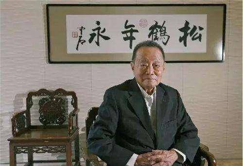 他们家就捐了12架,贡献比霍英东还大_荣先生_荣家_荣德