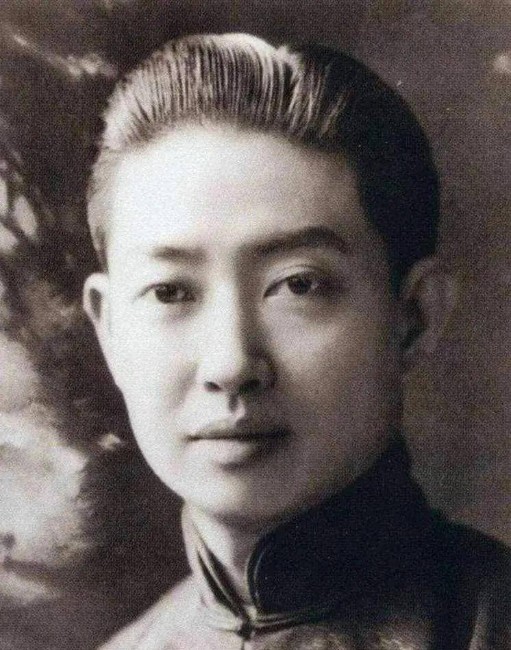 梅兰芳原配王明华因不能再生育而被迫同意丈夫再娶,自己孤独早逝