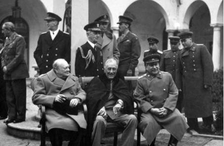 美苏英三国分配利益,拿中国土地当交换筹码_雅尔塔会议_格局_日本