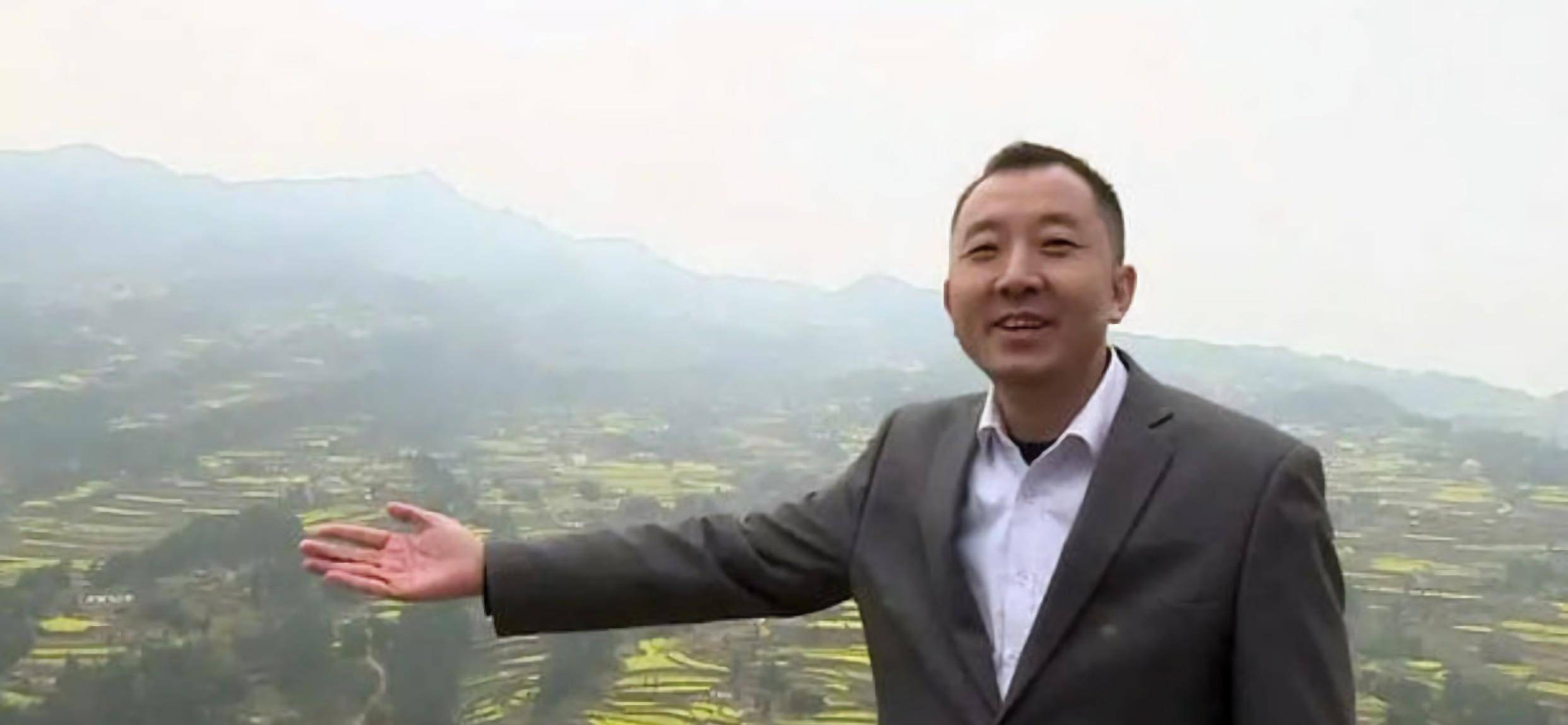 大力惩处贪官,助老百姓脱贫,最终却辞职_巴东县_县委书记_家乡