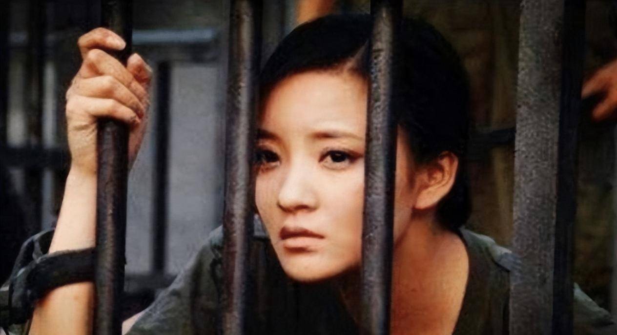 东北第一女悍匪,颜值堪比女明星,行刑前一句话竟让她多活三年_马艳红