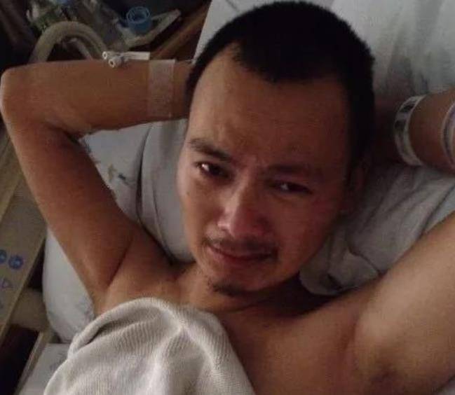 "薄情夫妻"嫌国内药费贵,跑美国出事要上千万,哭着向祖国求救_舒炜_王