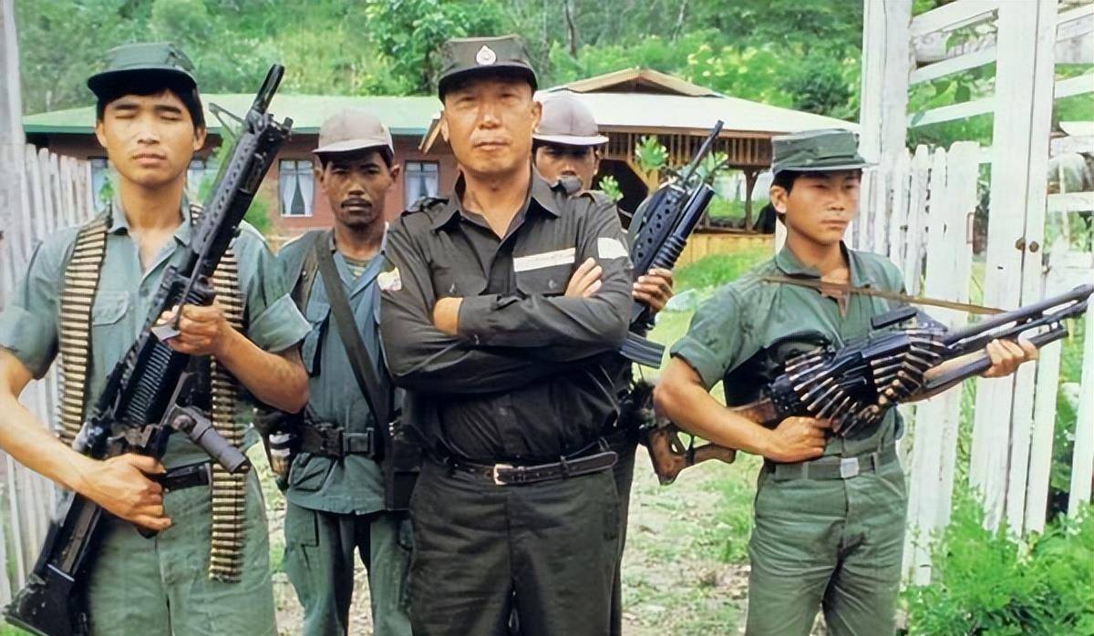 老挝万象抓捕中国人图片