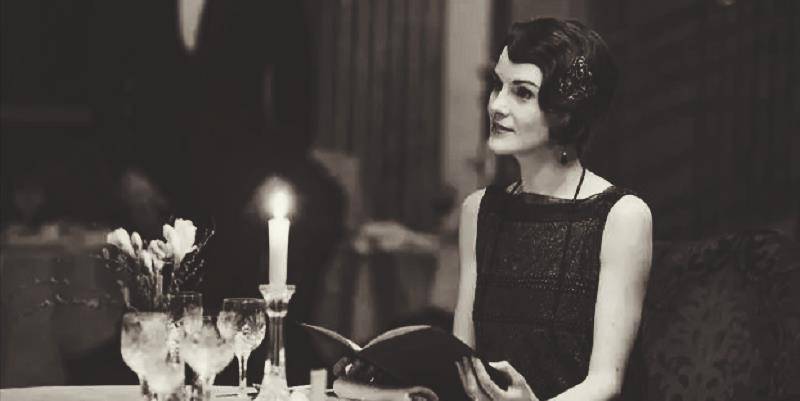 意大利公主远嫁中国,生下4子被丈夫抛弃,回国后成为奢侈品女王