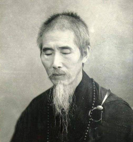 120岁老和尚,佛经讲义受众人追捧,生前遗言才是让人受益一生