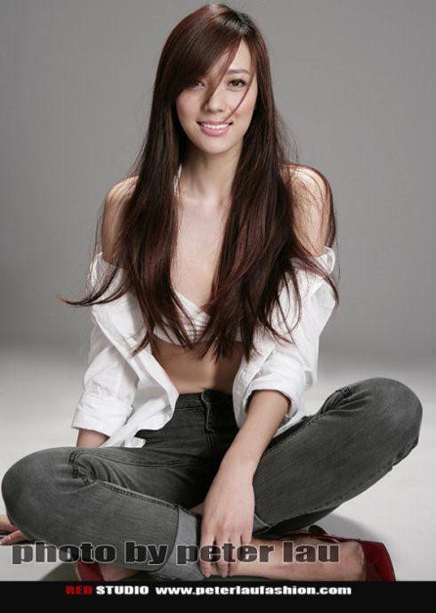 周韦彤如何塑造出令人无法抵挡的身姿?