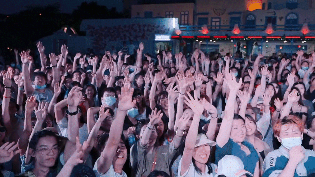 碧螺塔潮玩新花样!日出,赶海,打卡,看展,音乐,蹦迪,夜场演出和酒吧