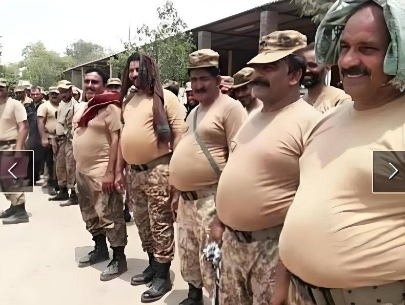 因此,在印度,很多人参军是为了填饱肚子而选择投身