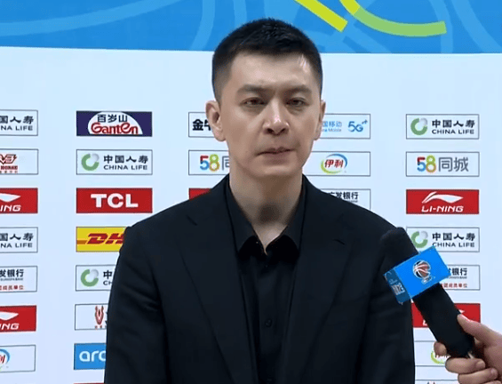 辽宁男篮开门红,杨鸣赛后发言让人佩服!低调谦虚,有自己打算