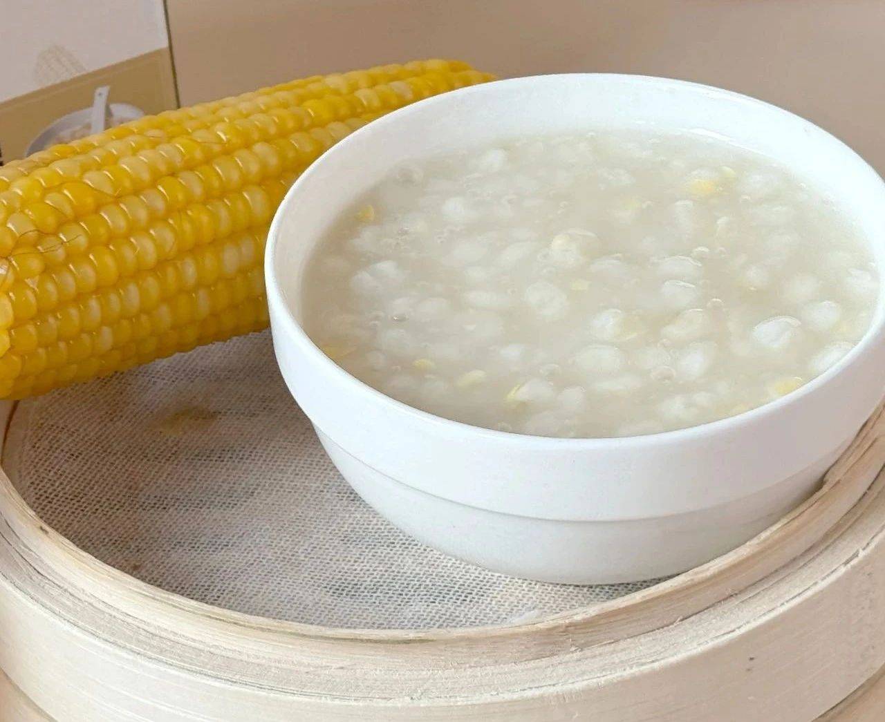 早餐新宠——脱皮玉米粥
