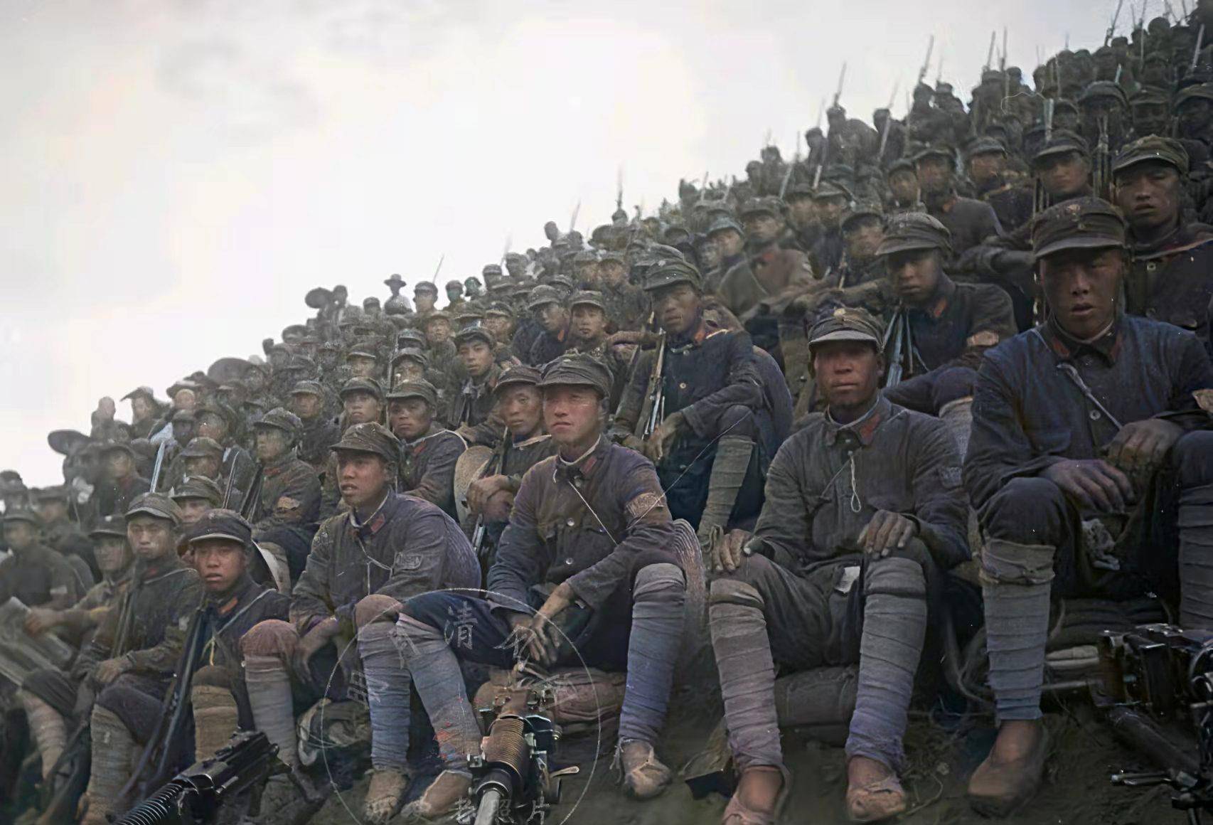 一张八路军时期的老照片,揭秘那位娶了延安第一美女的后海大爷