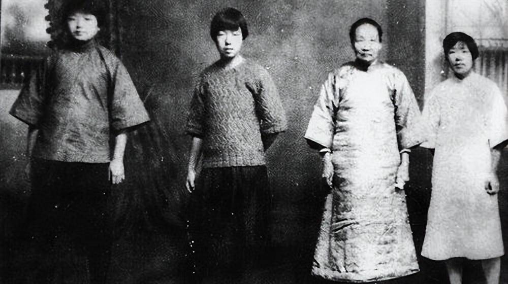 通信250封,在鲁迅家一住多年,许羡苏为何没成为鲁迅的恋人?