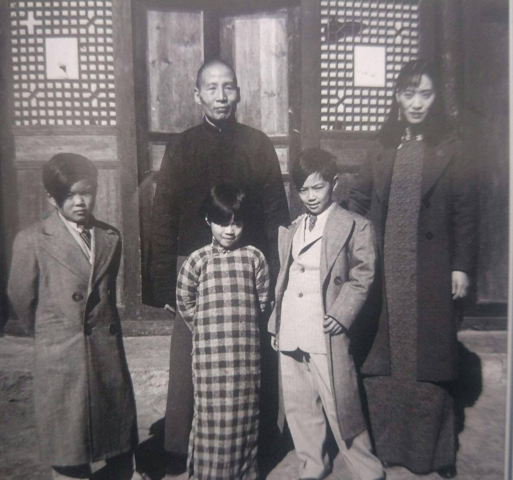 心似双丝网,中有千千结 甘孜末代女土司,与仪仗队长的生死之恋