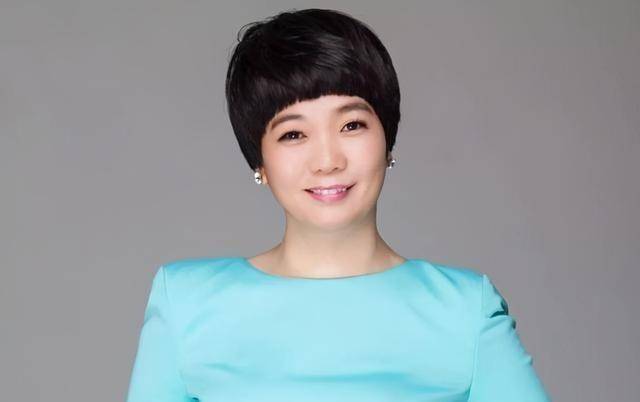 马云评价"不逊于董明珠",马秀慧白手起家,如今身价200亿