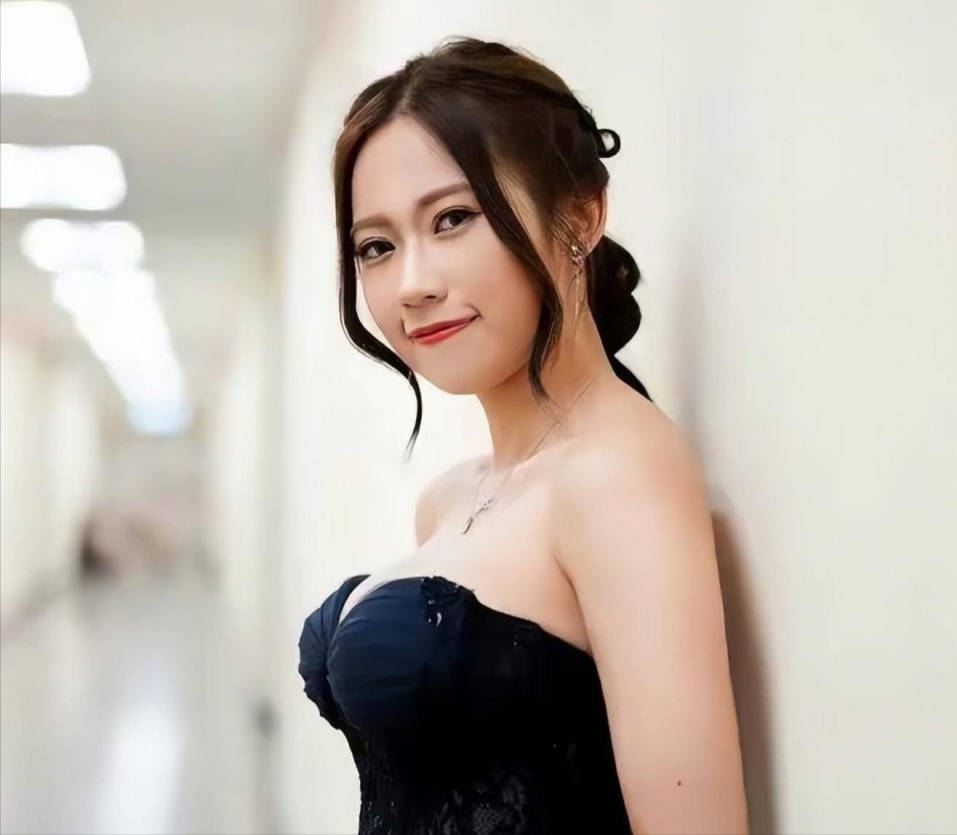 tvb女星遭猥亵!因身材大波妹被前辈调戏,她一度想退出娱乐圈