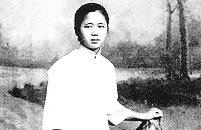 从年轻时的冷漠,到老来恩爱,胡适的婚姻被称为"民国一大奇事"