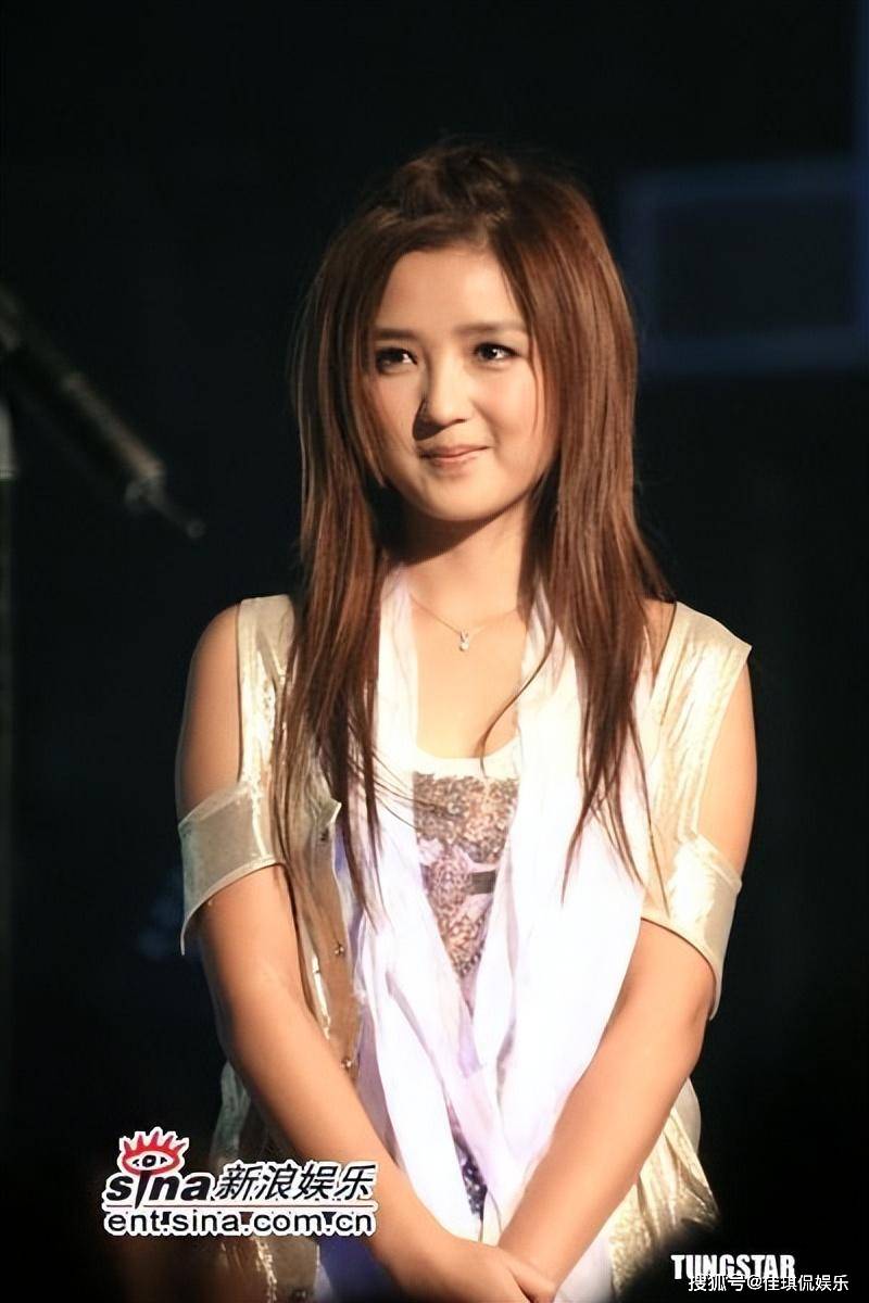 这一次,得罪郭碧婷的何洁,"底裤"都快被扒光了