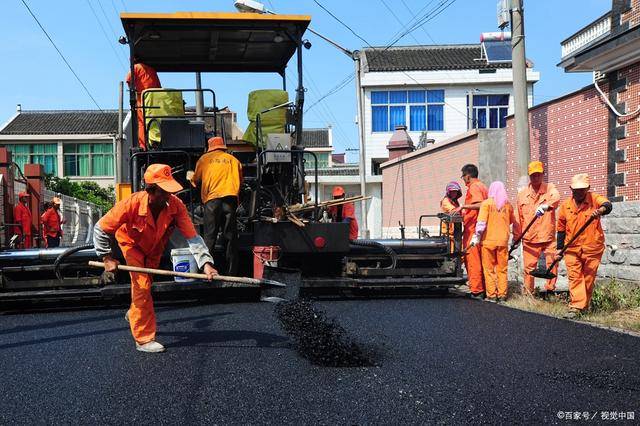 一,考试内容公路养护工证书考试主要分为理论考试和实际操作考试两个